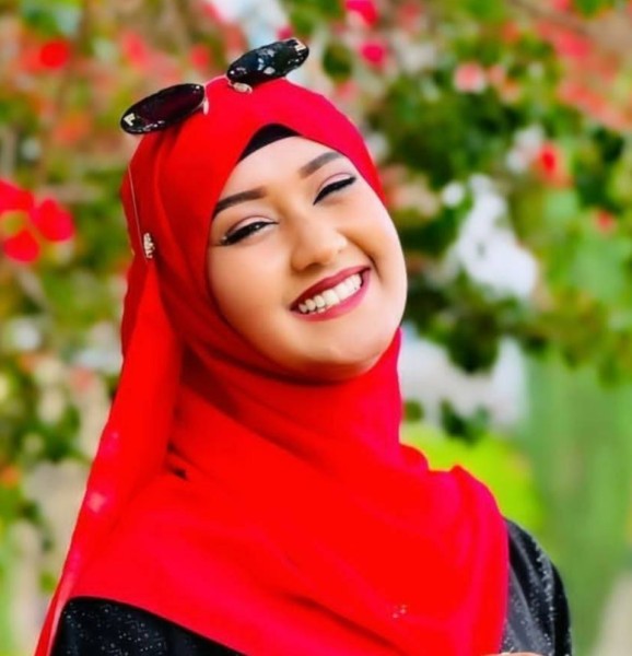 Schön Frau jamilah 26 from Algeria