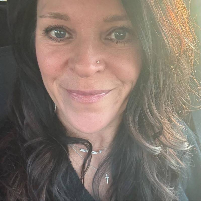 Attractive Lady Fredaneece 42 from United States