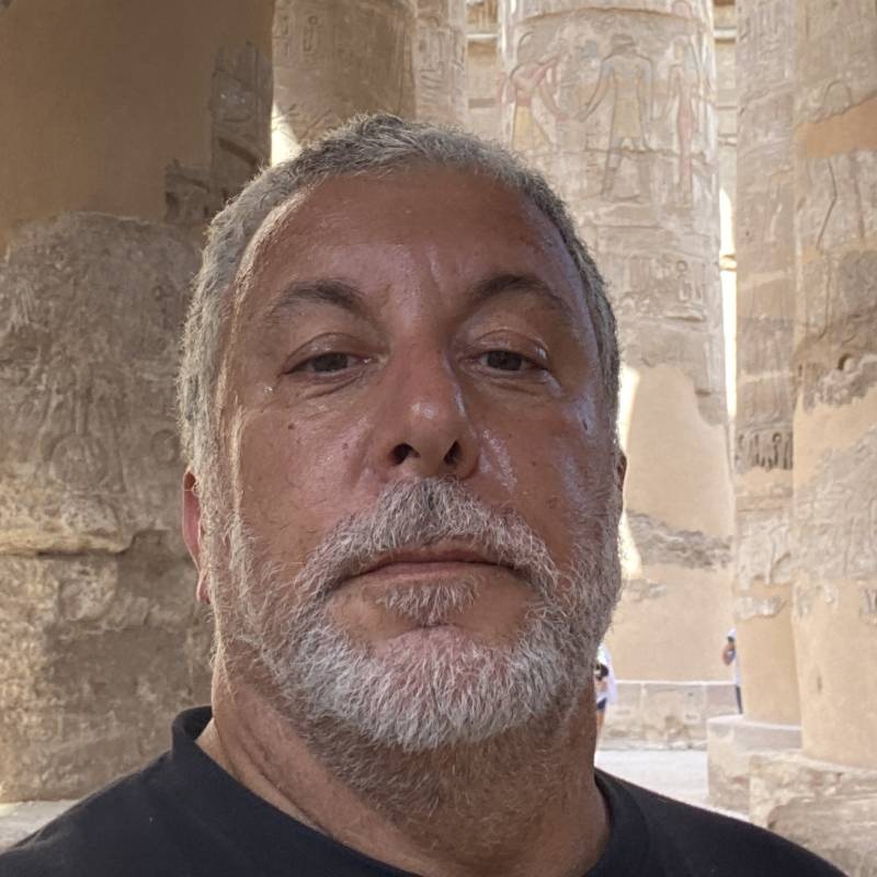 Senior Gentleman Antonio Pinelas 60 from Belgium