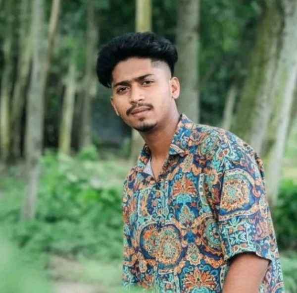 Mooi Student RK Rakib 24 from Bangladesh