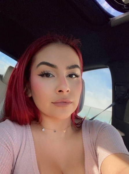 Single Woman Kayla Smith 28 from Bermuda