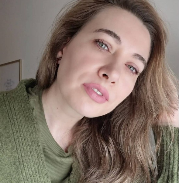 Charmante Femme Sarah 43 from États-Unis