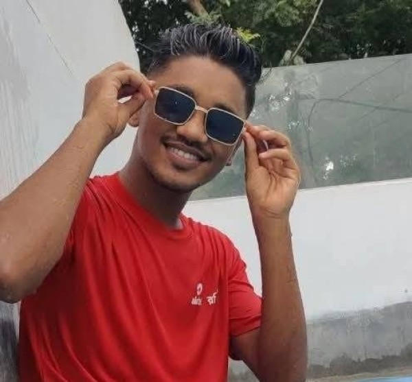 Fofa Garoto Rian 22 from Bangladesh