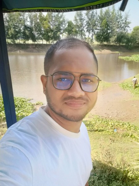 Hermosa Hombre MD Alamgir 29 from Bangladesh