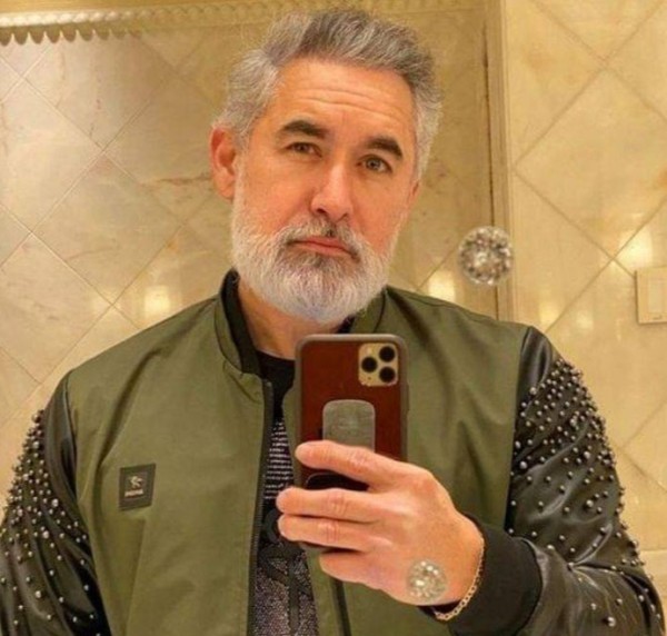 Mature Man Robert 62 from United States