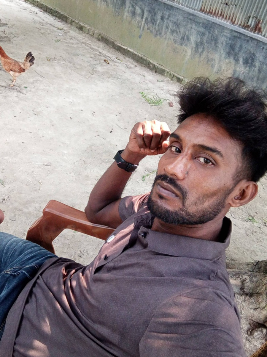 Mdalomhossain27851