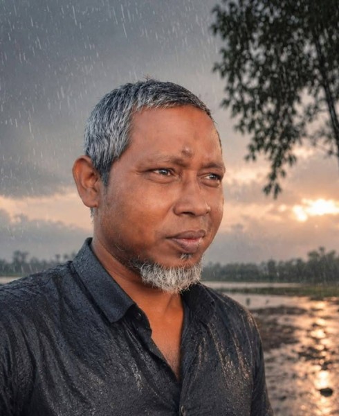 Attraktiv Gentleman Mehedi Hasan 46 from Bangladesh