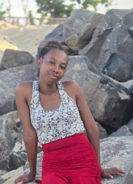Hot Girl Franjinah 26 from Madagascar
