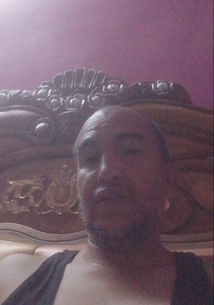 Solteira Homem Bachir 42 from Algeria