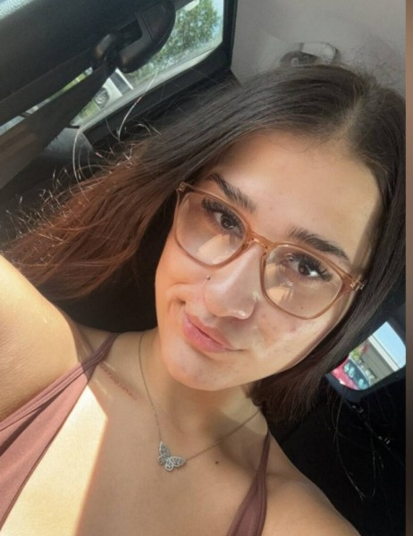 جميلة امرأة Kaleigh Herrington 28 from سلوفينيا