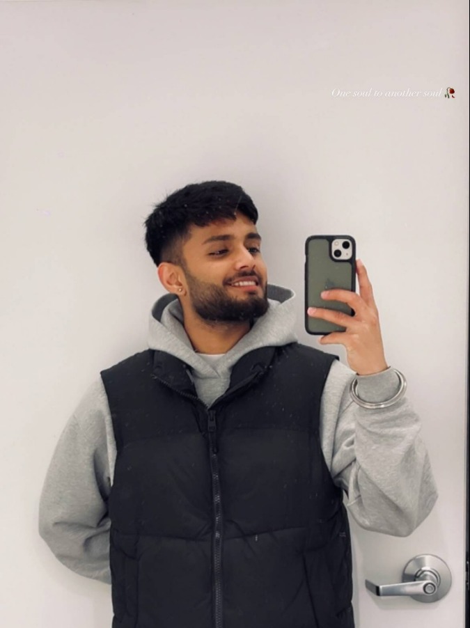 NilChowdhury13458
