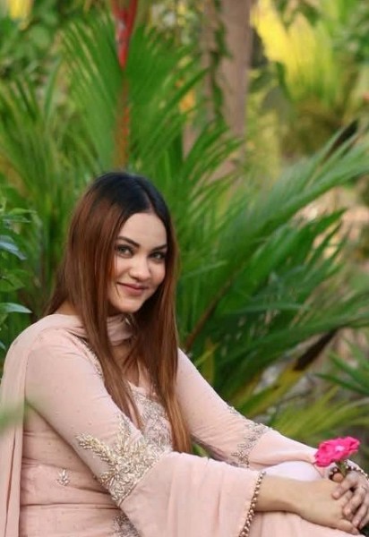 Mature Lady Jossy 66 from Jordan