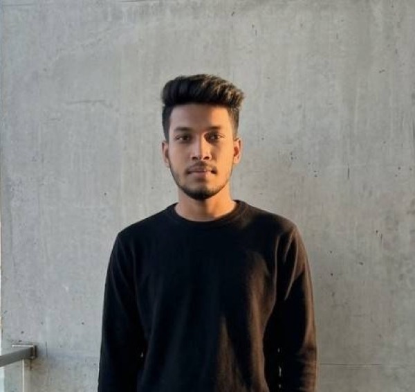 Belle Mec Ovi15y 28 from Bangladesh