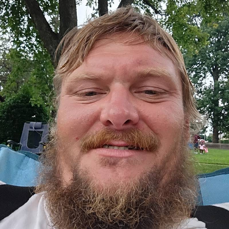Single Man Danny 39 from United States