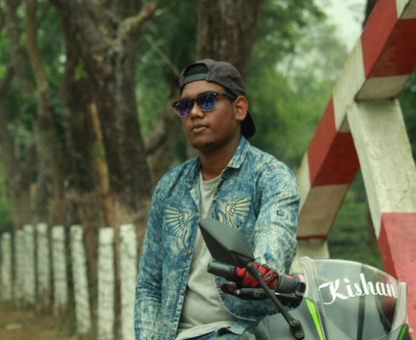 Hot Guy Mr.KISHAN ROY 30 from Bangladesh