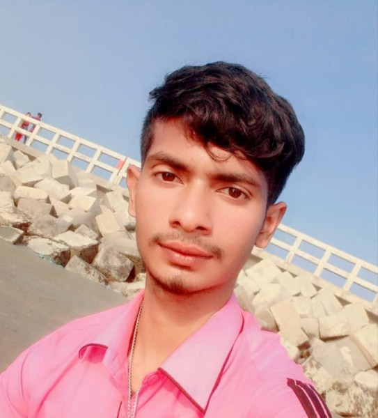 Joven Chico Torikul Islam Sulaiman 18 from Bangladesh