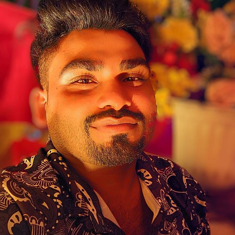 Молодая Студентка Delowar 24 из Bangladesh