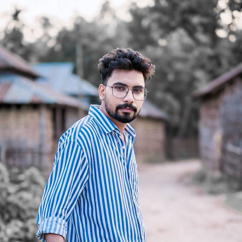 Pretty Student Tanjib 22 from Bangladesh
