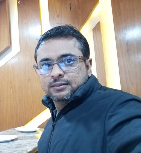Attraente Uomo Nill 36 from Bangladesh