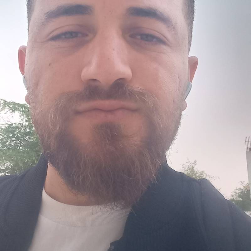 Süß Student Ala eddine 23 from Tunesien