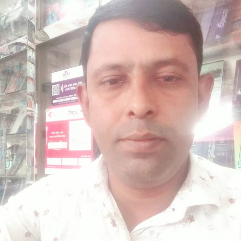 Attractive Gentleman Makbul 42 from Bangladesh