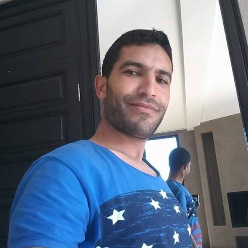 Single Gentleman Zouhir 41 from Morocco