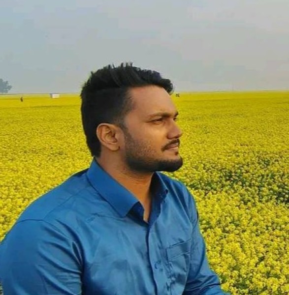 Jolie Étudiante Abir 24 from Bangladesh