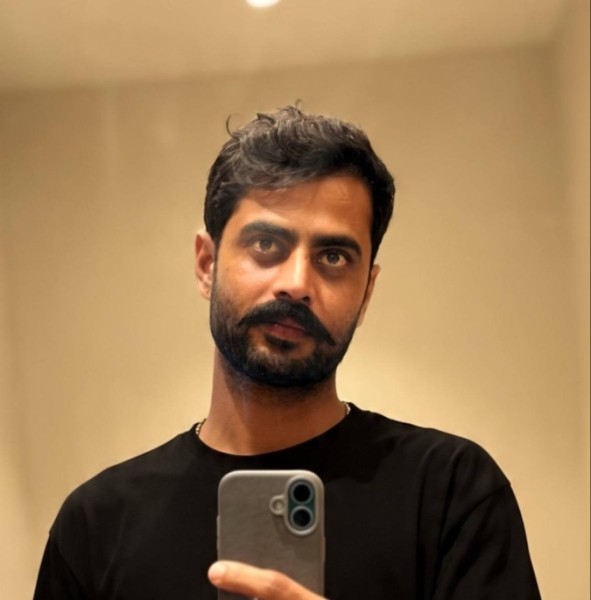 Sexy Man Deepak 29 from India