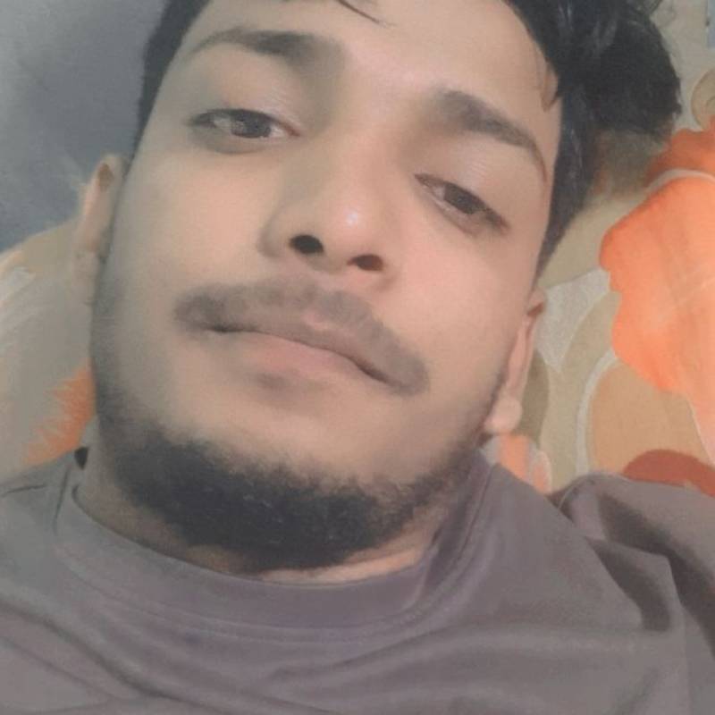 Genç Öğrenci Roki 24 from Bangladesh