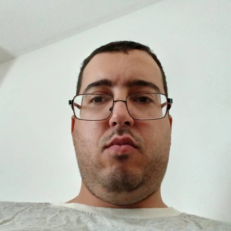 جذابة رجل Redouan 39 from هولندا
