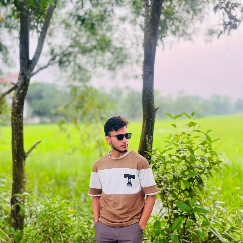 Joven Estudiante mdNoma 20 from Bangladesh